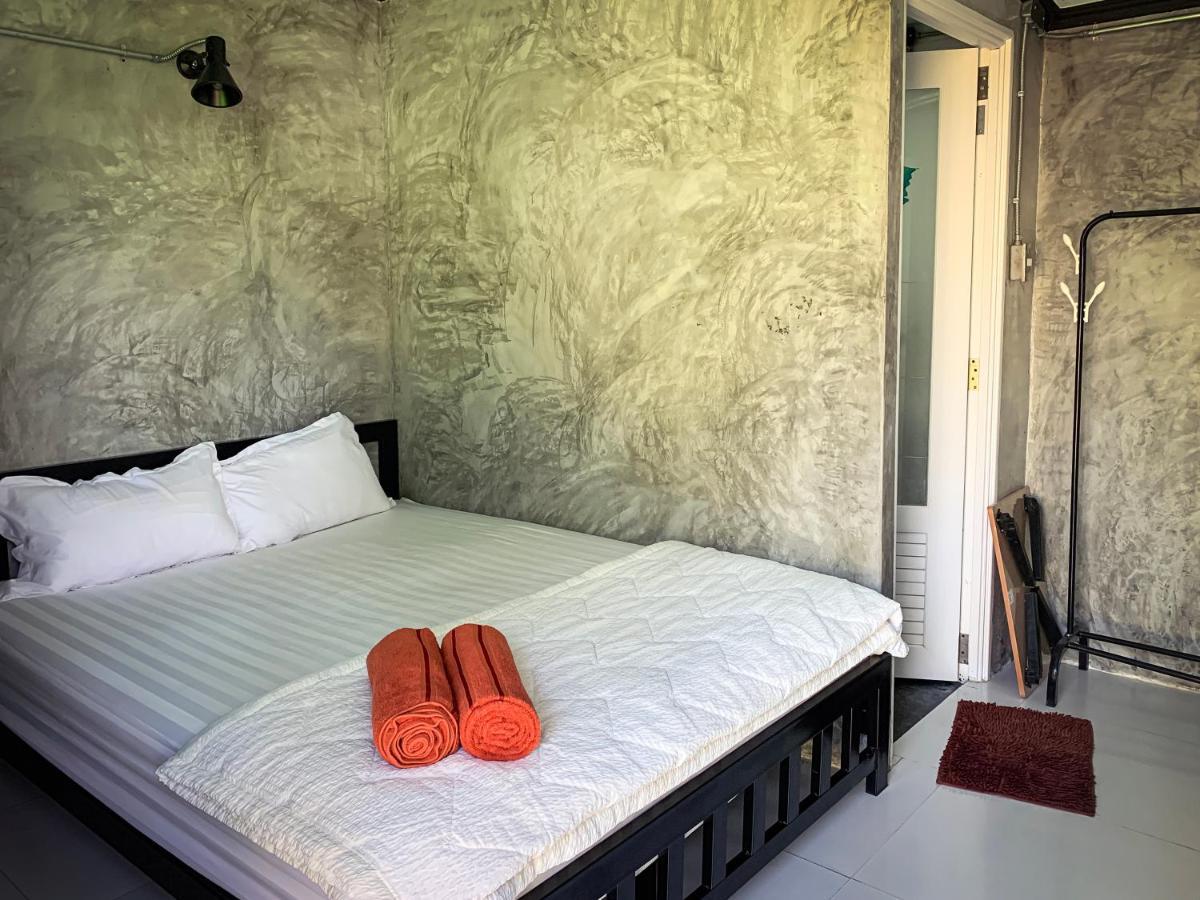 Ozone Beach House Ko Lanta Exteriör bild