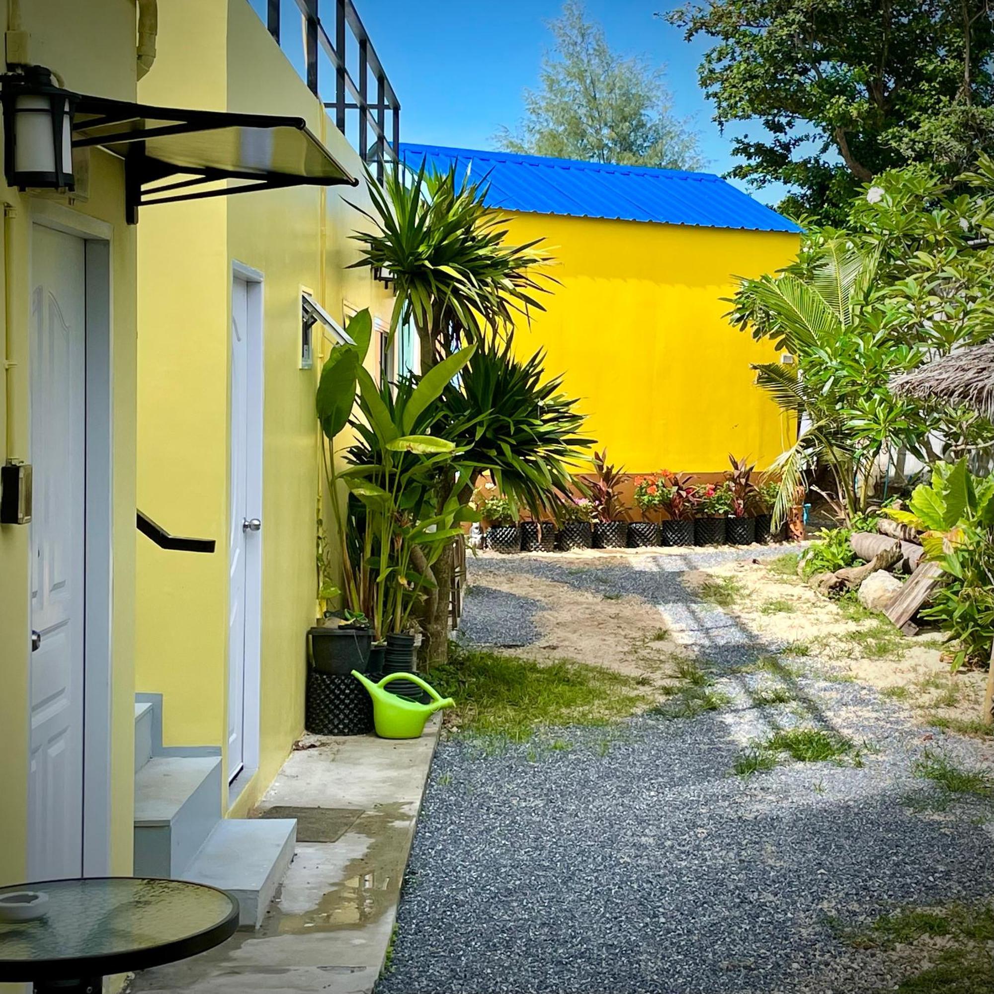 Ozone Beach House Ko Lanta Exteriör bild